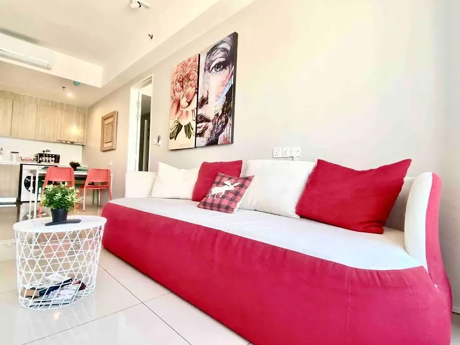 Апартаменты Tropicana 218 Macalister #Wondercolor #Infinity Pool #Georgetown #5Pax #2Br 2Bath #1King 1Queen 1Single #Quality Well Maintained #Private Host