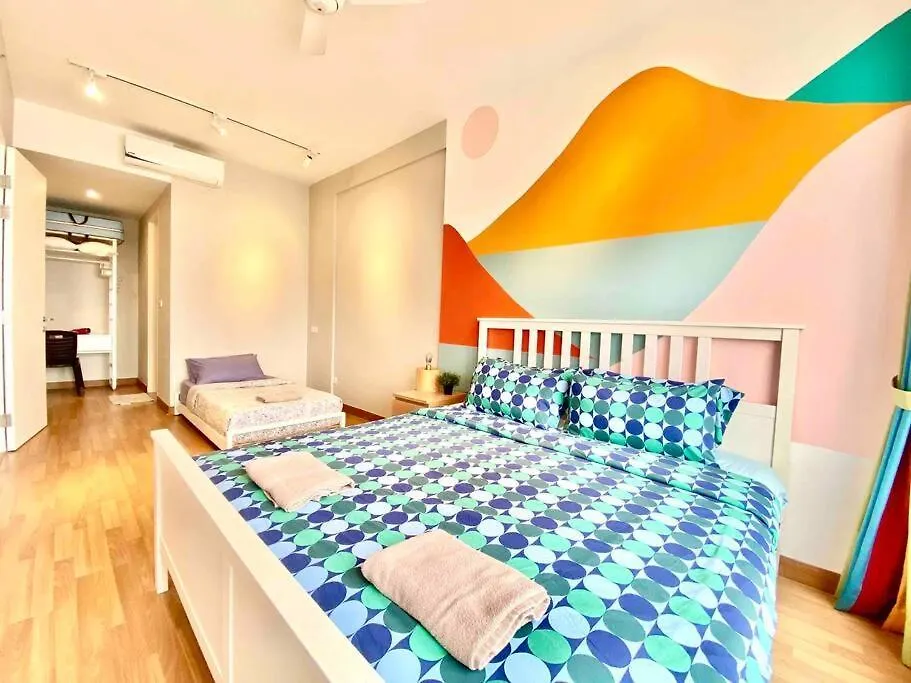 Tropicana 218 Macalister #Wondercolor #Infinity Pool #Georgetown #5Pax #2Br 2Bath #1King 1Queen 1Single #Quality Well Maintained #Private Host Малайзия